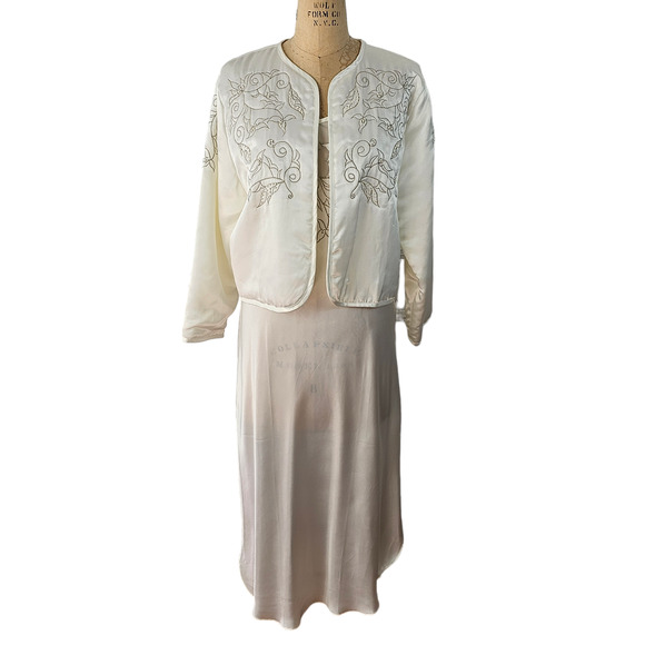 VTG Victoria Secret Gold label white 2 piece slip gown and bed jacket Small - Picture 1 of 16